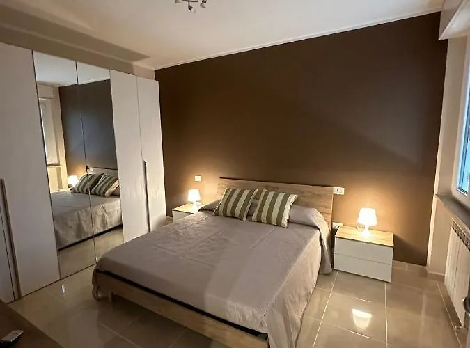 Desenzanino Apartment Twelve